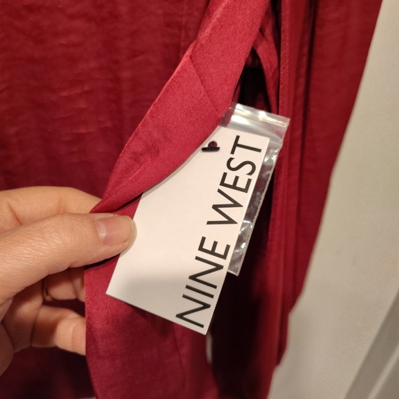 Nine West NWT Women's Fuchsia Hammered Satin Long Sleeve Top Sz XXL Career - Picture 5 of 8